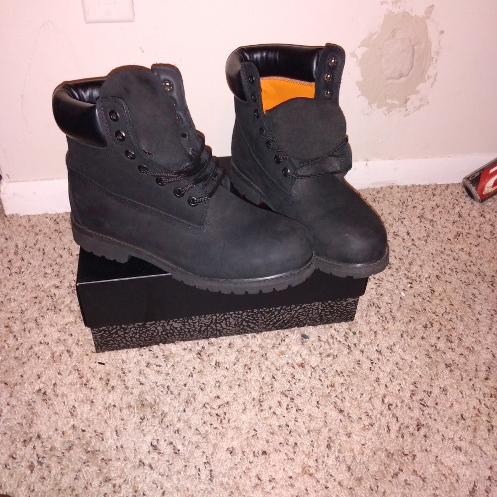 Timberland - Picture 3 of 4
